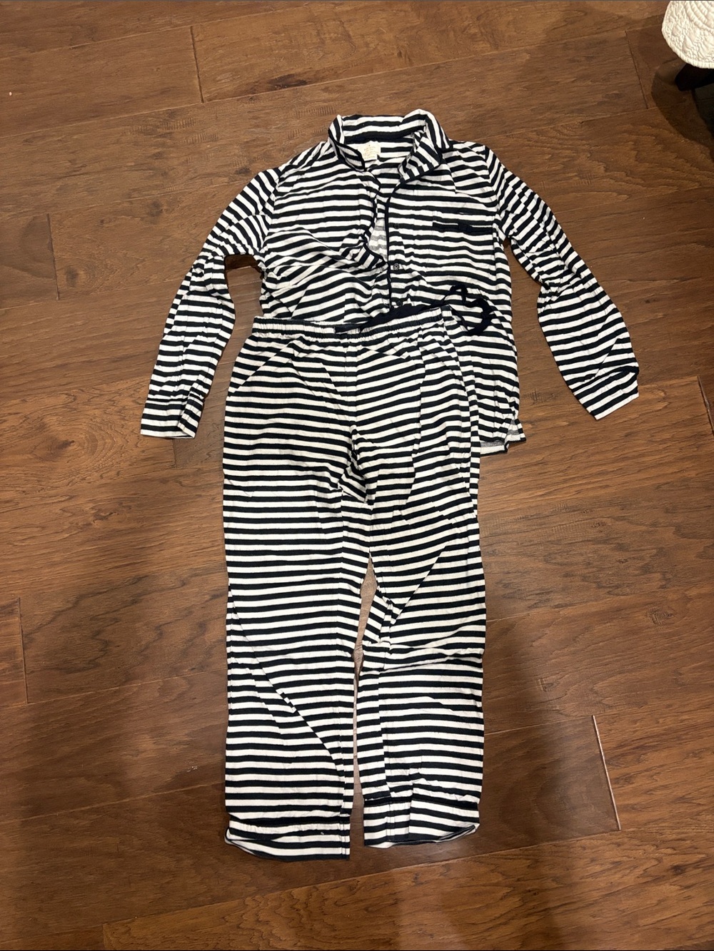 kate spade Black and White Striped Women's Pajama Set